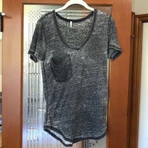 V-Neck with pocket